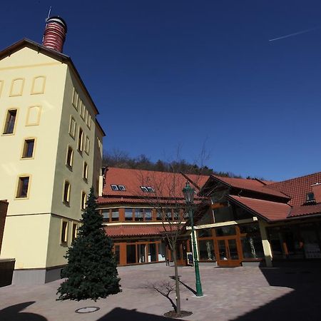 Hotel Sladovna Cerna Hora Exterior foto